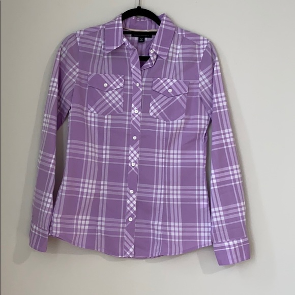 Banana Republic Tops - Banana Republic women’s Button-Down Shirt